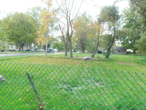 Exterior - 401 E Ml, Capac, MI 48014 photo 3 of 5