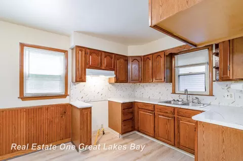 Kitchen - 217 Seventh, Flint, MI 48503 photo 2 of 2