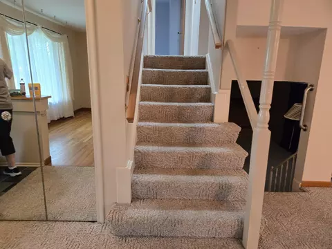 1144 Pickwick Pl, Flint, MI 48507 photo 8