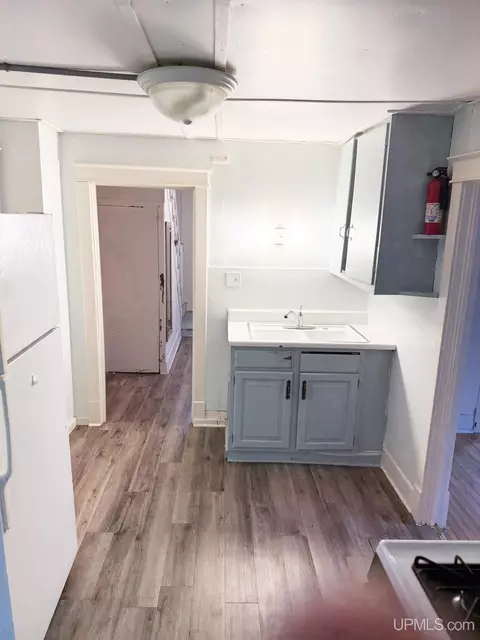 861 Summit, Hancock, MI 49930 photo 8