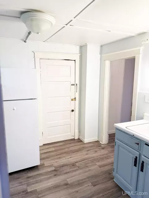 861 Summit, Hancock, MI 49930 photo 11