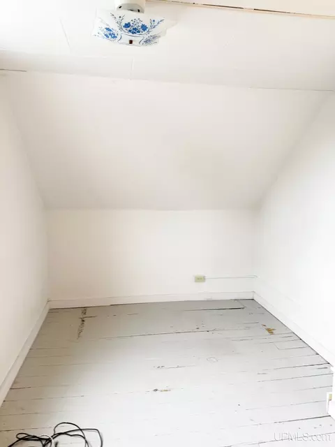 861 Summit, Hancock, MI 49930 photo 18