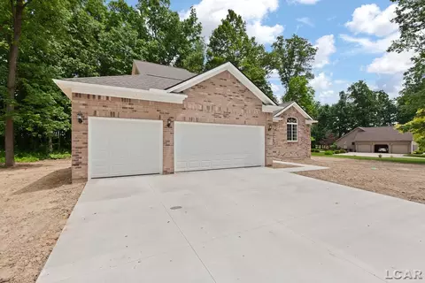 797 War Bonnet, Tecumseh, MI 49286 photo 40
