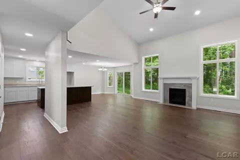 797 War Bonnet, Tecumseh, MI 49286 photo 4