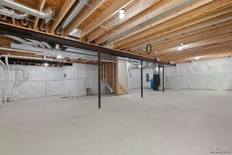 797 War Bonnet, Tecumseh, MI 49286 photo 35