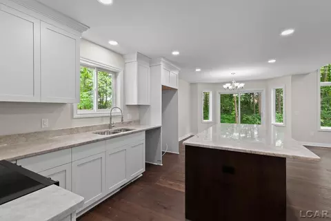 797 War Bonnet, Tecumseh, MI 49286 photo 10