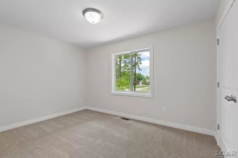 797 War Bonnet, Tecumseh, MI 49286 photo 32