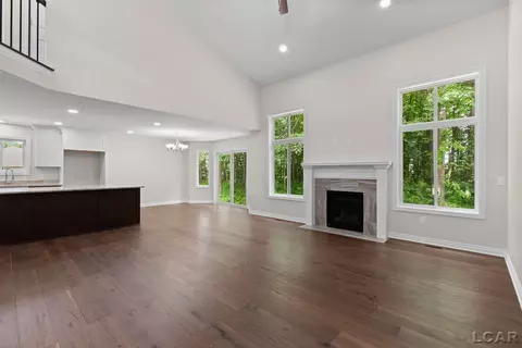 797 War Bonnet, Tecumseh, MI 49286 photo 3