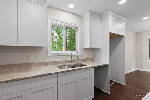 797 War Bonnet, Tecumseh, MI 49286 photo 11