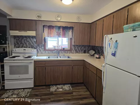 Kitchen - 499 Helen, Mount Morris, MI 48458 photo 1 of 4