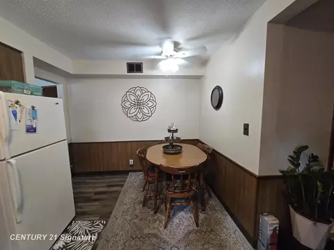 Dining - 499 Helen, Mount Morris, MI 48458 photo 1 of 1