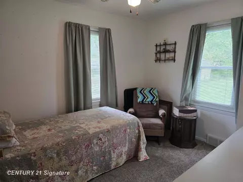 Bedroom - 499 Helen, Mount Morris, MI 48458 photo 3 of 3