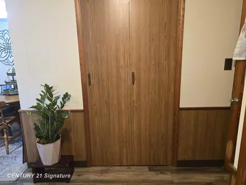Entry Way - 499 Helen, Mount Morris, MI 48458 photo 6 of 6
