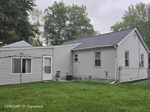 Exterior - 499 Helen, Mount Morris, MI 48458 photo 3 of 8