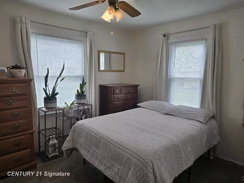 Bedroom - 499 Helen, Mount Morris, MI 48458 photo 1 of 3
