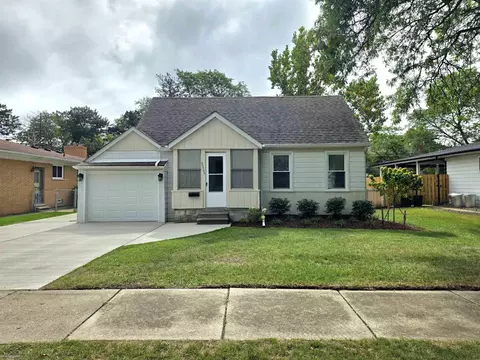 20520 Anita, Harper Woods, MI 48225