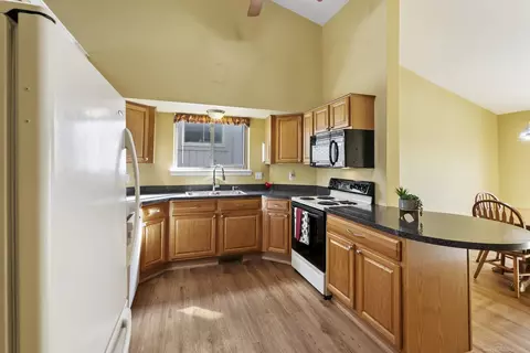 46421 Imperial, Macomb, MI 48044 photo 9