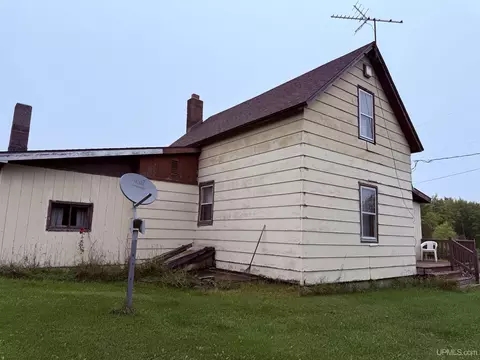 5823 Hallstrom, Eben Junction, MI 49825 photo 15