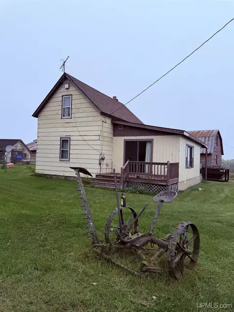 5823 Hallstrom, Eben Junction, MI 49825 photo 13