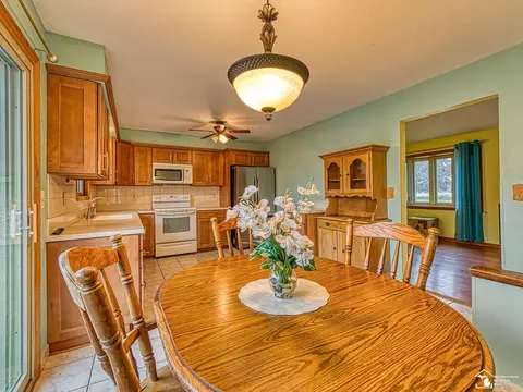 615 N Roessler, Monroe, MI 48162 photo 6