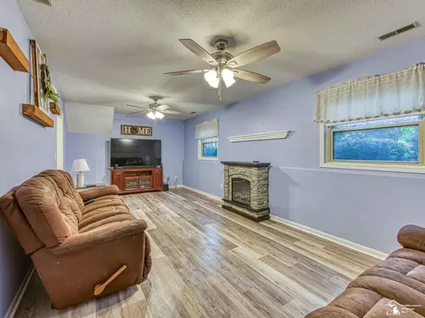 615 N Roessler, Monroe, MI 48162 photo 13