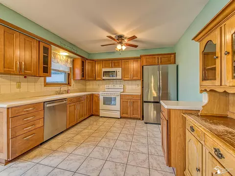 615 N Roessler, Monroe, MI 48162 photo 4