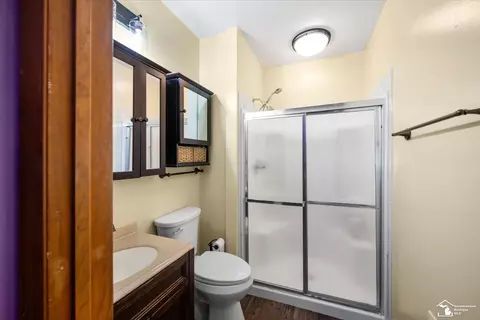 Bath - 2270 Reddington, Temperance, MI 48182 photo 2 of 2