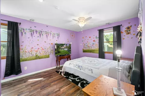 Bedroom - 2270 Reddington, Temperance, MI 48182 photo 2 of 3