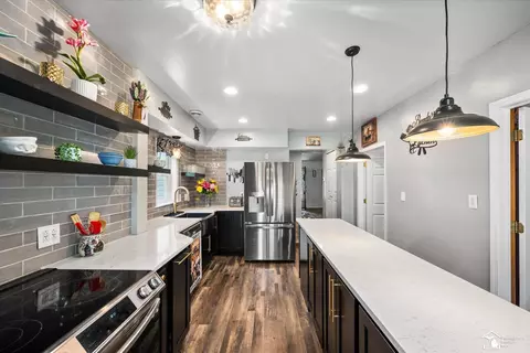 Kitchen - 2270 Reddington, Temperance, MI 48182 photo 3 of 3