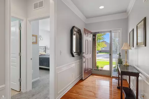 Entry Way - 49716 Broadacre, Macomb, MI 48042 photo 2 of 2
