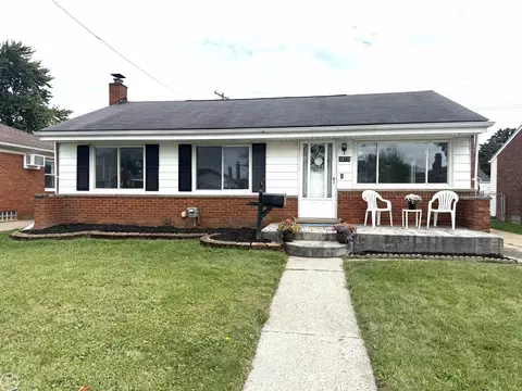 28720 Bohn, Roseville, MI 48066