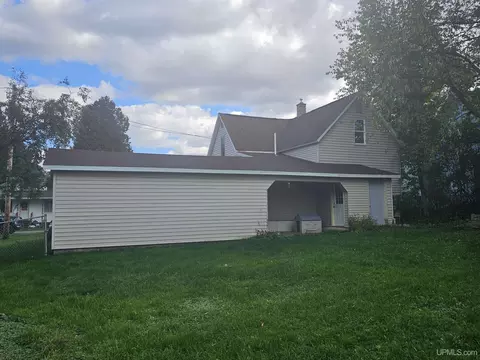 Exterior - 120 Silver, Ishpeming, MI 49849 photo 6 of 9