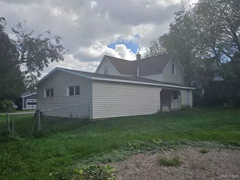 Exterior - 120 Silver, Ishpeming, MI 49849 photo 5 of 9