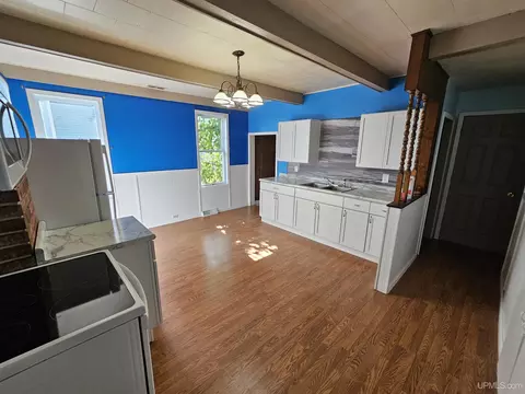 Kitchen - 120 Silver, Ishpeming, MI 49849 photo 1 of 6