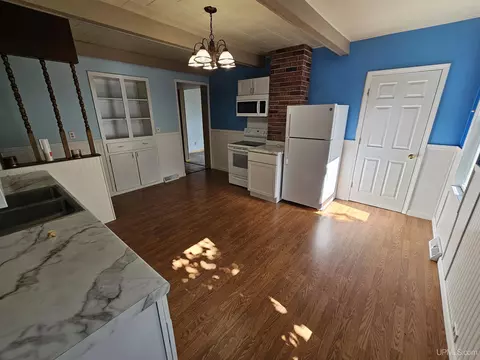 Kitchen - 120 Silver, Ishpeming, MI 49849 photo 3 of 6