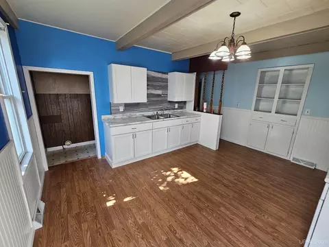 Kitchen - 120 Silver, Ishpeming, MI 49849 photo 4 of 6