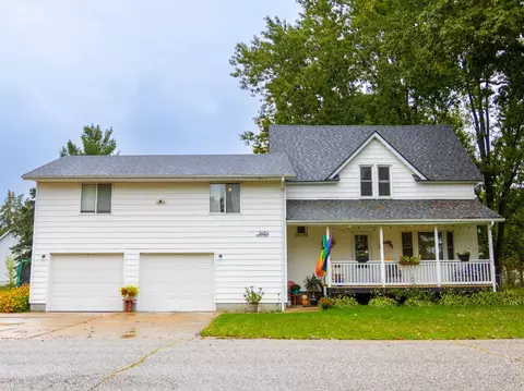 9464 Beech, New Lothrop, MI 48460