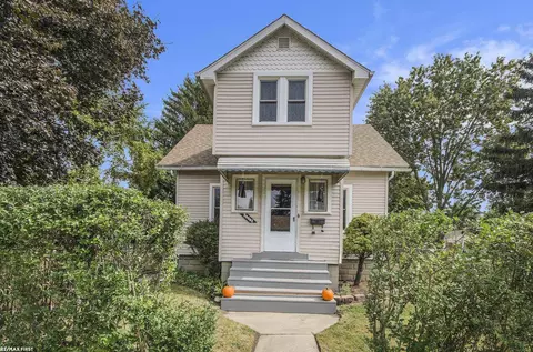 26082 Parkington, Roseville, MI 48066
