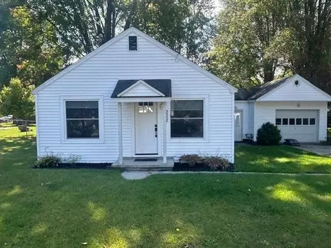 222 Coolidge, Bay City, MI 48706