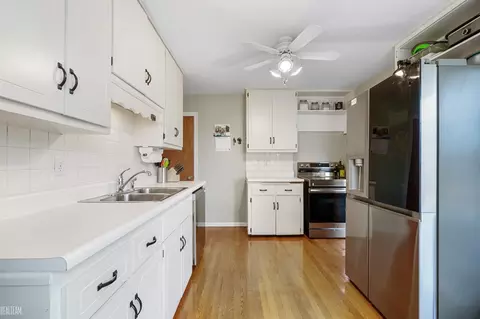 Kitchen - 4113 Yankee, Saint Clair, MI 48079 photo 2 of 3