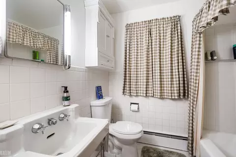 Bath - 4113 Yankee, Saint Clair, MI 48079 photo 1 of 3