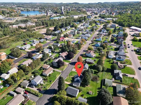 View/Area - 653 Cedar, Ishpeming, MI 49849 photo 2 of 7