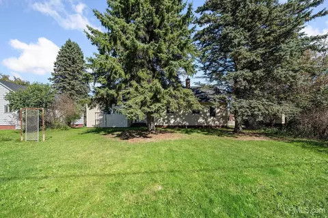 Exterior - 653 Cedar, Ishpeming, MI 49849 photo 2 of 3