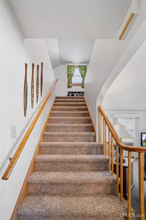 Entry Way - 653 Cedar, Ishpeming, MI 49849 photo 1 of 2