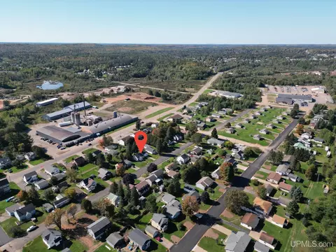 View/Area - 653 Cedar, Ishpeming, MI 49849 photo 5 of 7