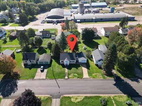 View/Area - 653 Cedar, Ishpeming, MI 49849 photo 1 of 7