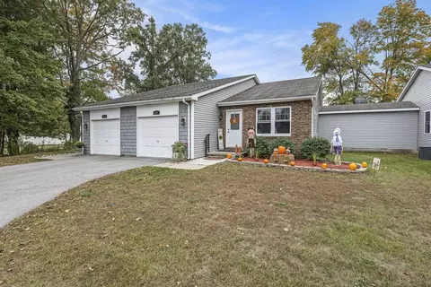 3817 Krafft, Fort Gratiot, MI 48059