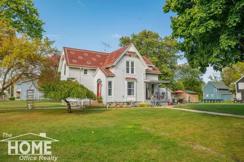 411 S Shiawassee, Corunna, MI 48817