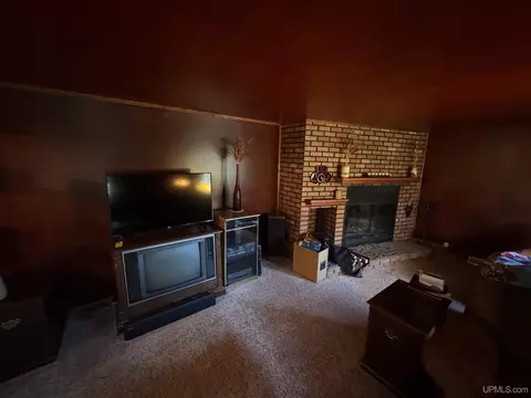 Living - 114 W 14th, Norway, MI 49870 photo 1 of 2