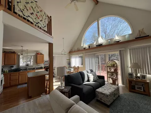 Living - 2986 W W Riv, Gladwin, MI 48624 photo 10 of 11